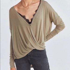 NWT Urban Outfitters Piper Surplice Top | Size Medium | Olive Green/“Moss” Color